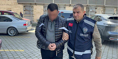 Fabrika müdürünün evinde cephanelik gibi silah ve malzeme çıktı