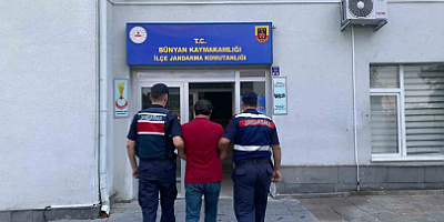 FETÖ üyesi şahıs jandarmadan kaçamadı