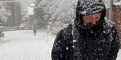 FLAŞ HABER Baharı bekleyen İstanbul'a kar sürprizi! Meteoroloji tarih verdi: Kuvvetli geliyor