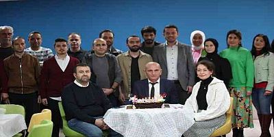 Geleceğe nefes için öğretmenlerin adına 70 fidan dikildi