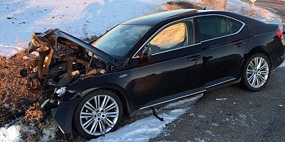 Gümüşhane'de feci kaza: 1 ölü, 2 yaralı