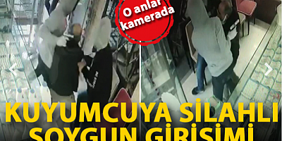 Güngören'de kuyumcunun silahlı soygun girişimini önlediği anlar kamerada