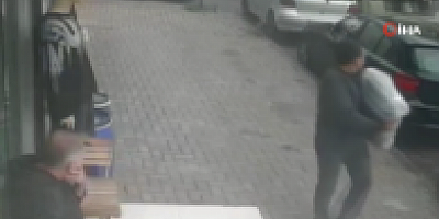 Güngören’de tramvay ters dönüş yapan minibüse çarptı