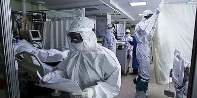 Gürcistan'da AstraZeneca aşısı uygulanan hemşire hayatını kaybetti