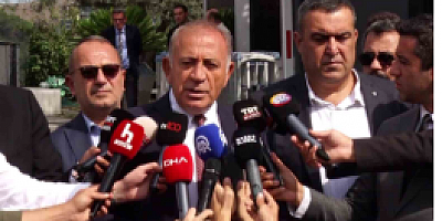 Gürsel Tekin CHP’nin Sarıyer’deki binasına geldi: 