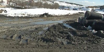 İSKİ çalışması sonrasında cadde çamur havuzuna dönüştü