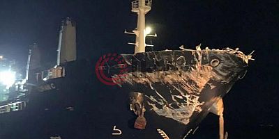 İstanbul Boğazı'nda iki geminin çarpıştığı kaza anbean cep telefonu kamerasında