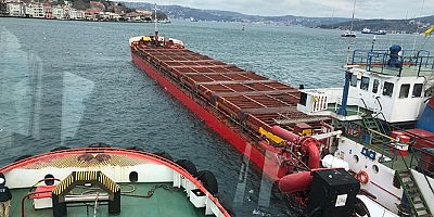 İstanbul Boğazı'nda korkutan gemi arızası