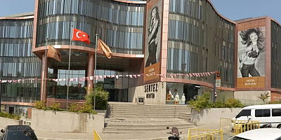 İstanbul'un dev AVM'si krizde! Dükkanların büyük bölümü boşaldı