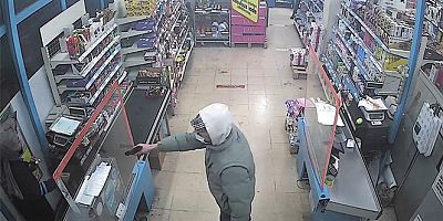 İzmir'de film gibi soygun girişimi: Soygun anları kamerada