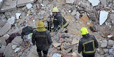 Kahire’de bina çöktü: 8 ölü, 29 yaralı