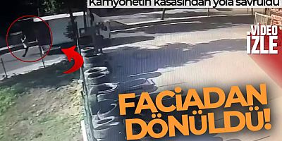 Kamyonetin arkasından düştü, arkadan gelen minibüsün altında kalmaktan son anda kurtuldu