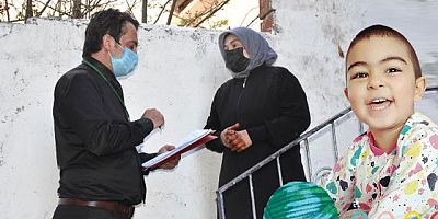 Kanserden ölen kızı Masal'ın hikayesini duyurmak için kapı kapı dolaşıyor