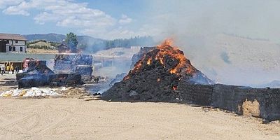 Kastamonu'da 150 ton saman balyası alev alev yandı