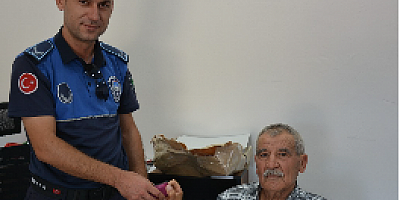 Kıbrıs Gazisi, bulduğu 400 bin liralık altınları zabıtaya teslim etti