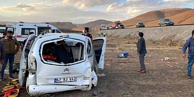 Kontrolden çıkan araç tarlaya uçtu: 1 ölü, 3 yaralı
