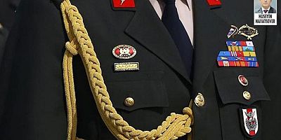 Kumpas mağduru komutanlara yeni görev