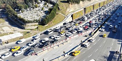 Maltepe'de bitmeyen yol çalışması trafik çilesini ikiye katladı