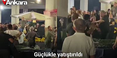 Mamak’ta pazarcılar arasındaki kavga kamerada