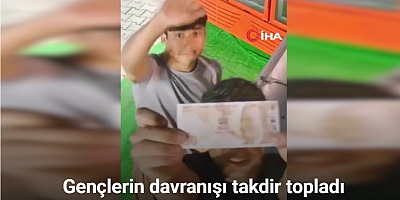 Market kapalıydı, ekmek alıp parasını dolaba bıraktılar