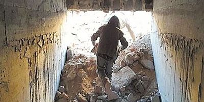 Meksikalı uyuşturucu baronun ''sevkiyat tüneli'' keşfedildi  