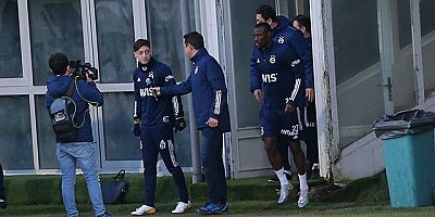 Mesut Özil, Fenerbahçe'deki ilk idmanına çıktı