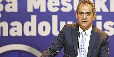 Milli Eğitim Bakanı Özer'den öğrencilerin 