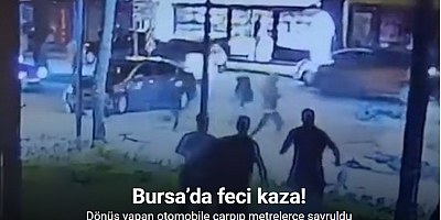 Motosikletlinin metrelerce sürüklendiği feci kaza kamerada