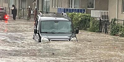 Mudanya'da hayat normale döndü... Selden geriye çamur kaldı
