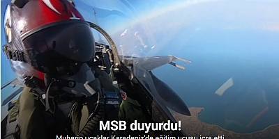 Muharip uçaklar Karadeniz’in uluslararası hava sahasında eğitim uçuşu icra etti