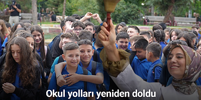 Okul yolları yeniden doldu: 17 milyon öğrenci için ders zili çaldı