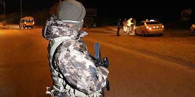 Özel harekat polislerinin katılımıyla asayiş ve trafik denetimi yapıldı