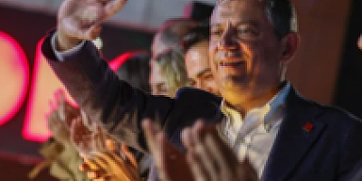 Özgür Özel: Her değişim bir adımla başlar