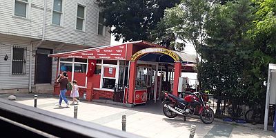 Özlem Aile Çay Bahçesinin Tabelası Kalktı