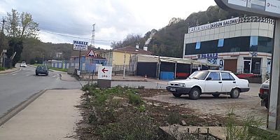 Paşalı market dere üstündeki işgal ettiği manav reyonu kaldırılmıştır.