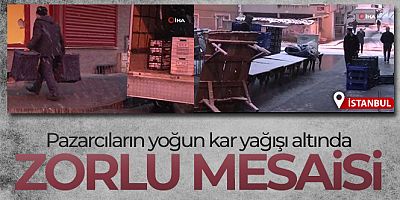 Pazarcılar yoğun kar yağışı altında tezgah açtı