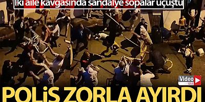 Sandalyeler sopalar böyle havada uçtu...Polis havaya ateş açmak zorunda kaldı
