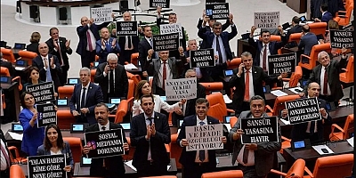 ‘Sansür yasasını Meclis’e iade et’