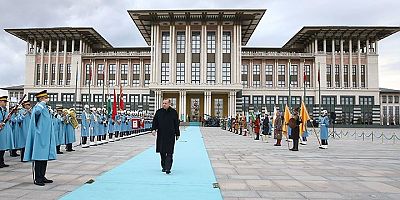 Saray ittifakı dış siyasette çakıldı
