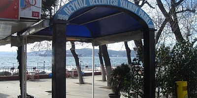 Senin arkanda AKP yada  İYİ Partimi yada Beykoz spor kulübümü var 