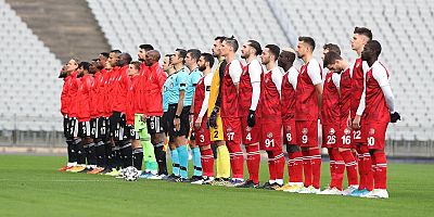 Sergen Yalçın transferini istediği futbolcuyu açıkladı! Beşiktaş'ta maç sonu yıldız oyuncusuna övgüler dizdi