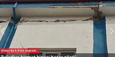 Simav'da 5.4'lük deprem: Belediye hizmet binası hasar gördü