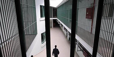 SON  DAKİKA Açık cezaevlerindeki hükümlülerin Covid-19 izinleri 2 ay uzatıldı