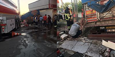 SON DAKİKA Hatay'da kontrolden çıkan tır akaryakıt istasyona daldı