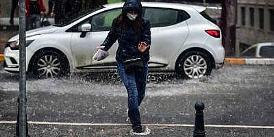 SON DAKİKA Meteoroloji'den 11 ile kuvvetli sağanak uyarısı! 100 kilogram yağış düşecek, sel riskine dikkat