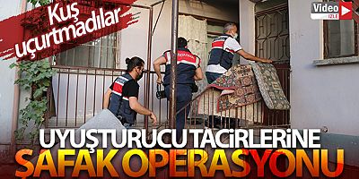SON DAKİKA Şafak operasyonuyla yakalanan 14 uyuşturucu taciri komandolar nezaretinde adliyeye sevk edildi