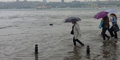 SON DAKİKA Sıcaklıklar düşüyor! Meteorolojiden yağmur, kar ve fırtına uyarısı