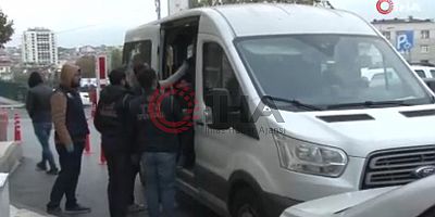 SON GELİŞME Beyoğlu'ndaki bombalı saldırıyla ilgili gözaltına alınan şüpheliler sağlık kontrolünden geçirildi