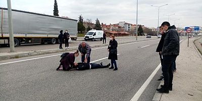 Tekirdağ'da yola fırlayan yayaya tır çarptı, o anlar kameraya yansıdı