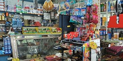 Ticaret Bakanlığı'ndan bakkal amcayı sevindirecek AVM düzenlemesi: En az 200 metre mesafe şartı geliyor